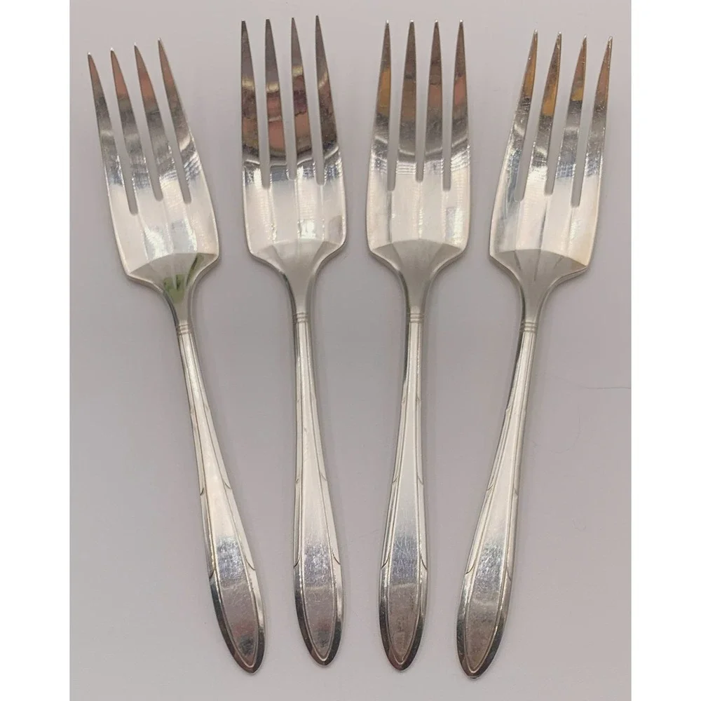 Oneida Nobility Plate REVERIE Flatware Silverware 1950 Silverplate 4 Salad Forks